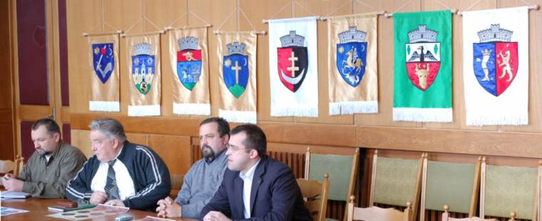 Címer- és pecsétkiállítás Csíkszeredában