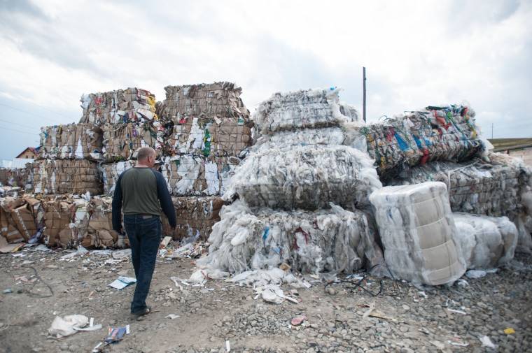 Szelektív hulladékgyűjtésből jeles