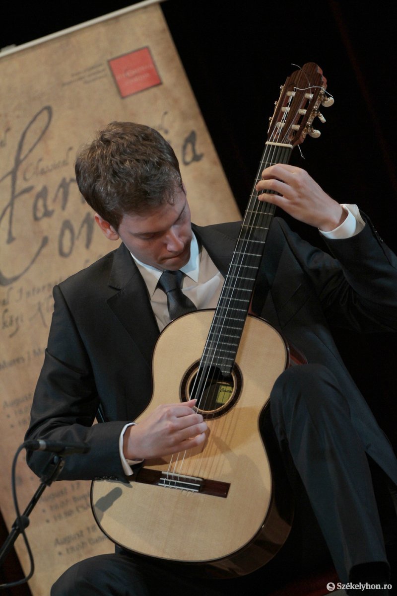 •  Fotó: Boda L. Gergely