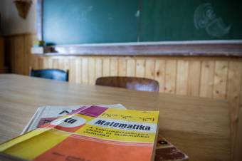 Egyre kevesebben vannak, így több munka jut a reál szakos tanároknak Háromszéken