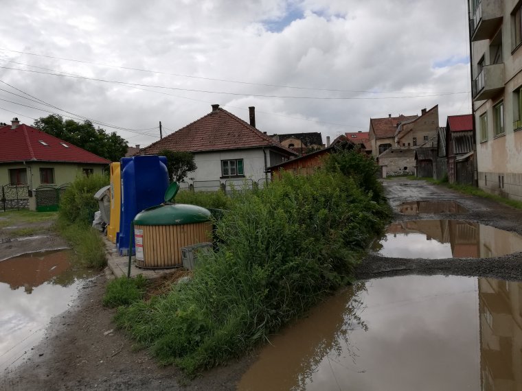 Elhanyagolt állapotokra panaszkodnak a lakók
