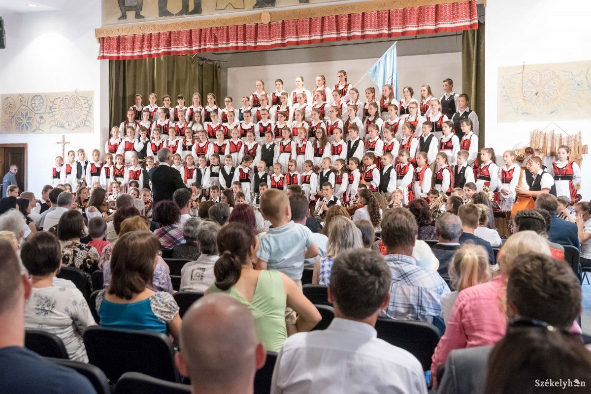 •  Fotó: Veres Nándor