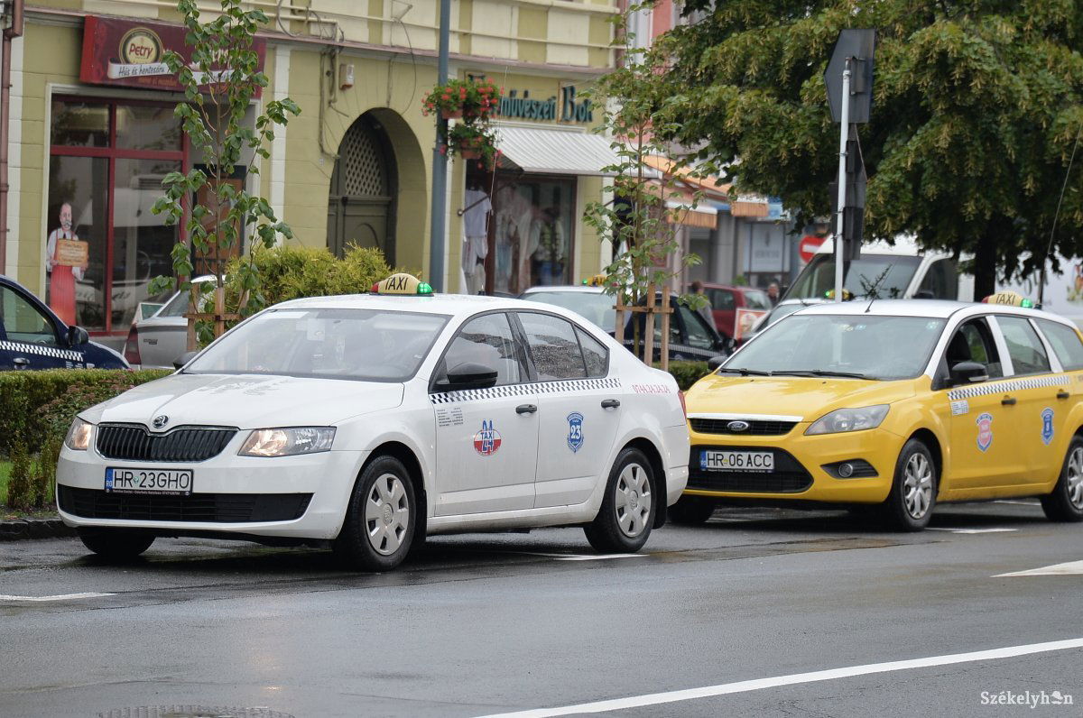 Ősztől több taxi lesz Székelyudvarhelyen •  Fotó: Barabás Ákos