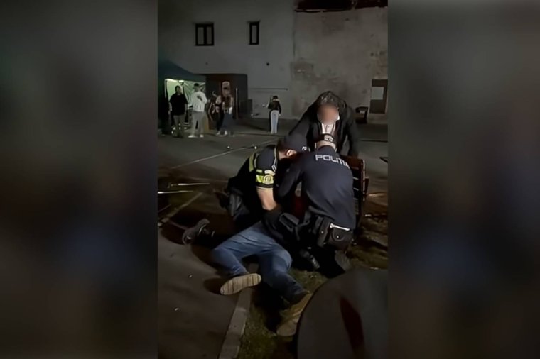 Megbilincselték a földön és úgy vitték el a brassói magyar napokról az RMDSZ-es szervezőt – videóval