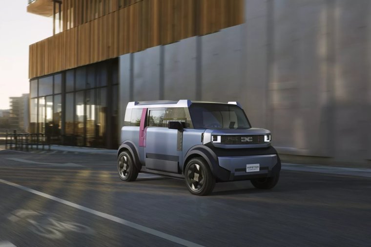 Megint húzott egy meglepőt a Dacia, de vajon mikor fogjuk látni az utakon?