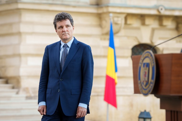 A tanároknak üzent a tanév első napján Nicușor Dan