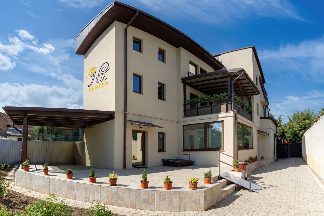•  Fotó: INTI Center