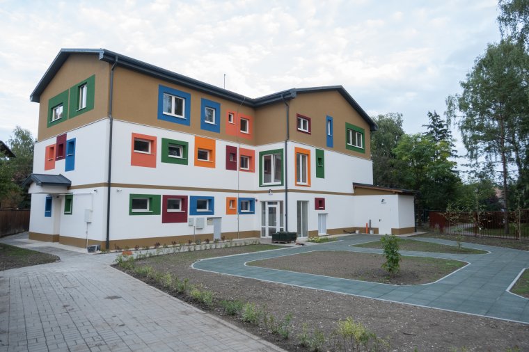 Több mint két éve zajlik a felújítás a csíkszeredai Micimackó-napközinél