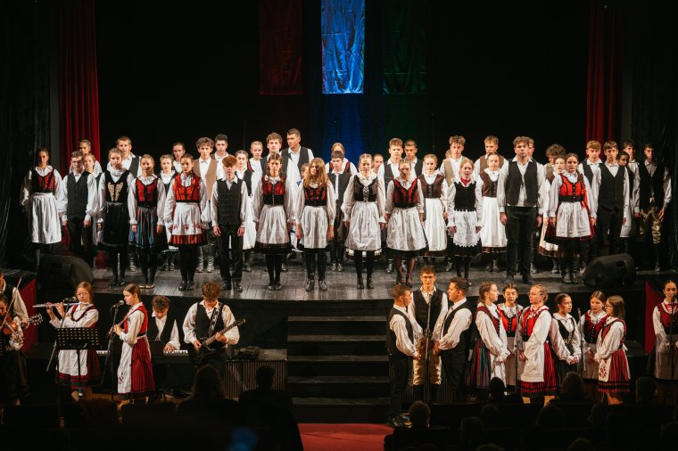 Diákok emlékeztek az aradi vértanúkra Kézdivásárhelyen