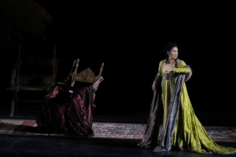 „A politikai helyzet miatt” mégsem léphet fel Kolozsváron a neves orosz szoprán, Anna Nyetrebko