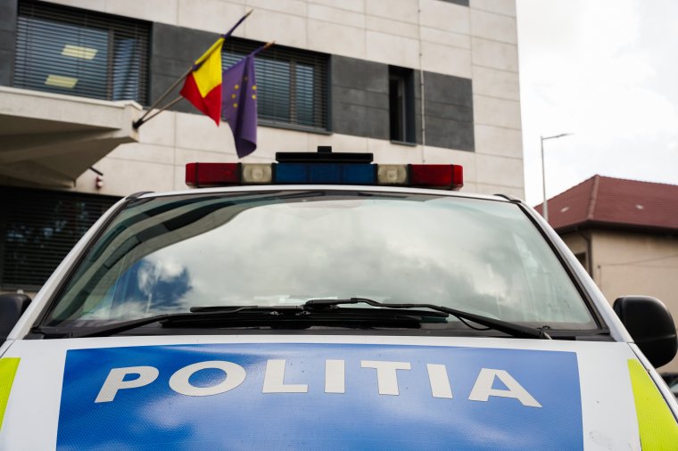 Kiskorúak létesítettek szexuális kapcsolatot egy iskola mosdójában, rendőrségi vizsgálat indult
