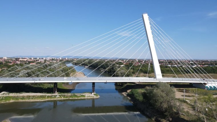 Csődeljárás hátráltathatja a félresikerült ferdekábeles híd kijavítását