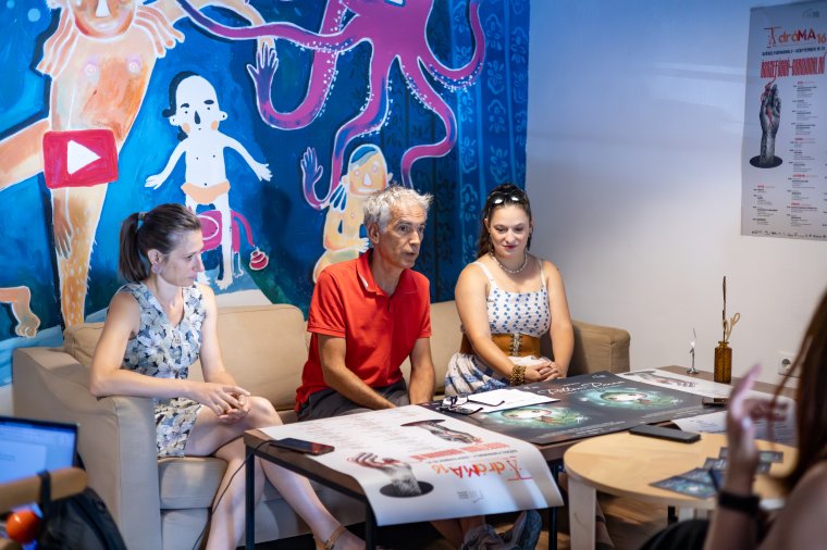 Összefonódó eseményfonalak és sorsvonalak a székelyudvarhelyi színházban