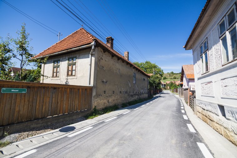 A szigorú feltételek miatt nem sikerült pályázniuk, ezért saját büdzséből modernizáltak a zetelakiak