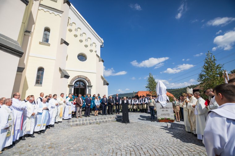 Templomépítő papjuknak állítottak emléket a zetelakiak