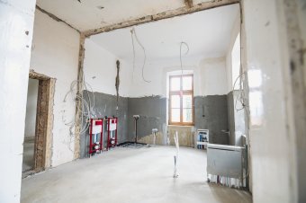 Ahhoz hogy befejezhessék az inkubátorház-projektet, vállalniuk kellett, hogy idén elkészülnek vele