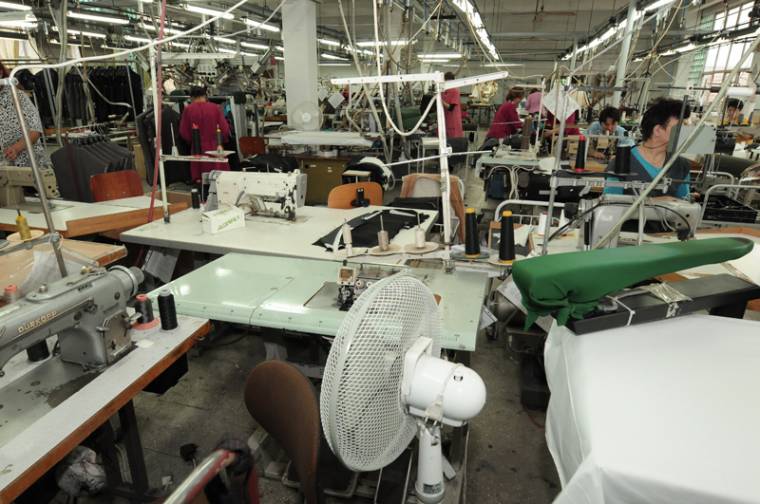 Friss diplomásoknak is ajánlanak munkát