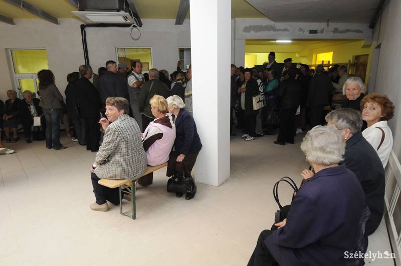 A törvénytervezet értelmében nyugdíjas lehet az a személy, aki teljesíti a minimális 15 éves hozzájárulási időszakot • Fotó: Kristo Robert