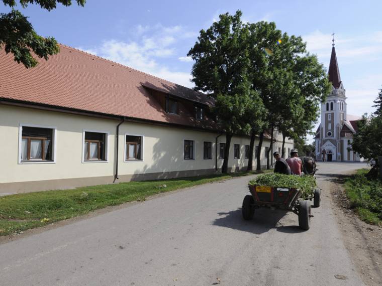 Egymásnak ugrott polgármester és iskolaigazgató