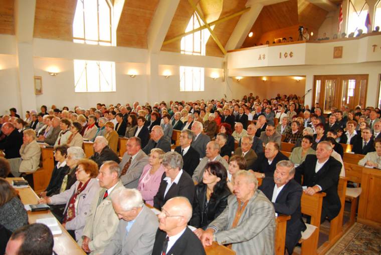Az egyház a közösségé