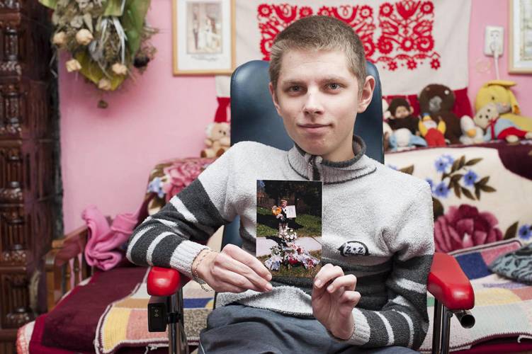 Valutás számlákat is nyitottak Sanyikának