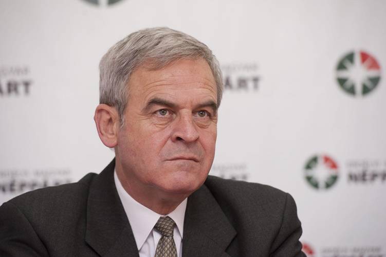 Kemény szócsata Tőkés és Ponta között