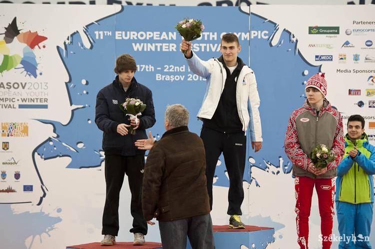 Imre Emil arany- és ezüstérmet nyert rövidpályás gyorskorcsolyában a 2013-as romániai Téli Ifjúsági Olimpiai Fesztiválon 