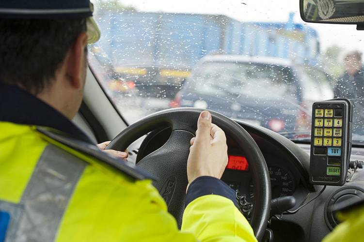 Cserbenhagyó autóst keres a rendőrség