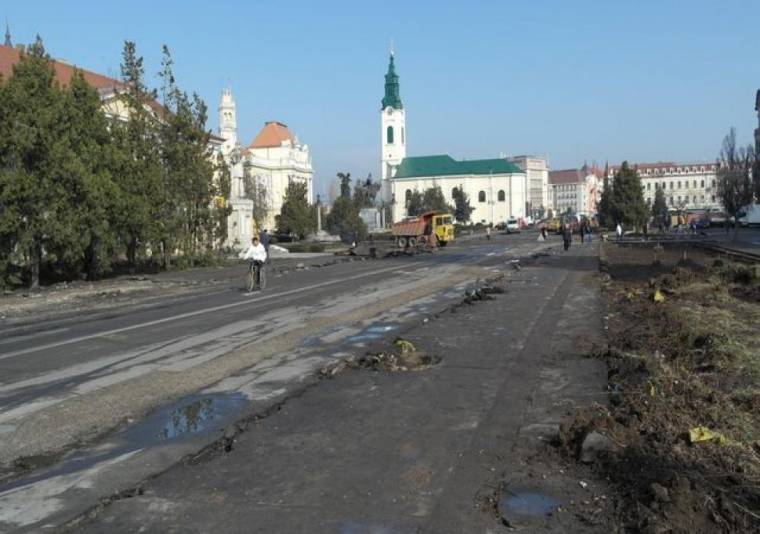 Szent László városa feldúlt központtal