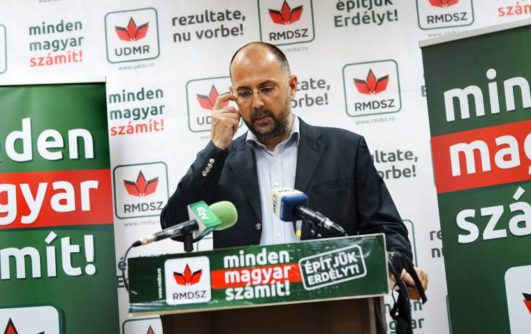 Csak Szent István örök