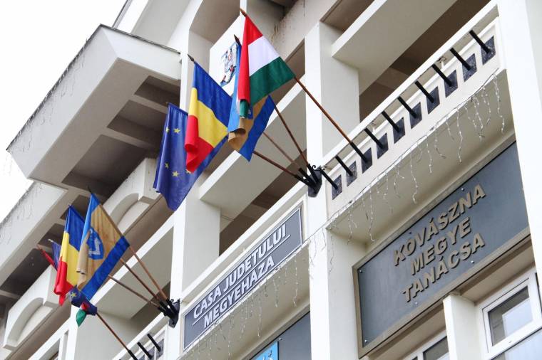 „Közvita” előtt az RMDSZ Székelyföld-törvénye