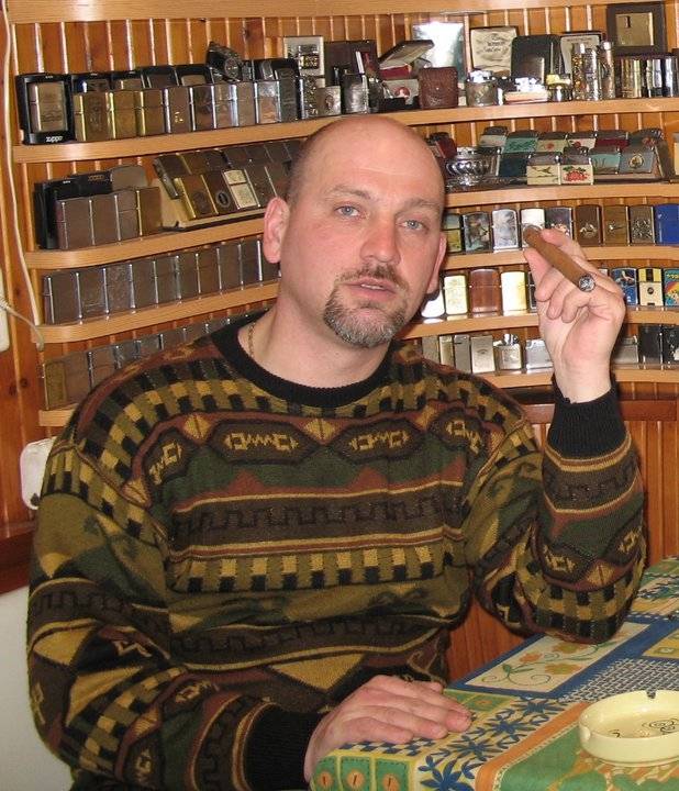 Régiségek múzeuma egy panellakásban