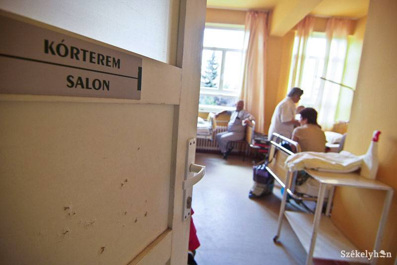 Hamarosan a kis kórtermekben egyszerre csak egy látogató lehet jelen 
