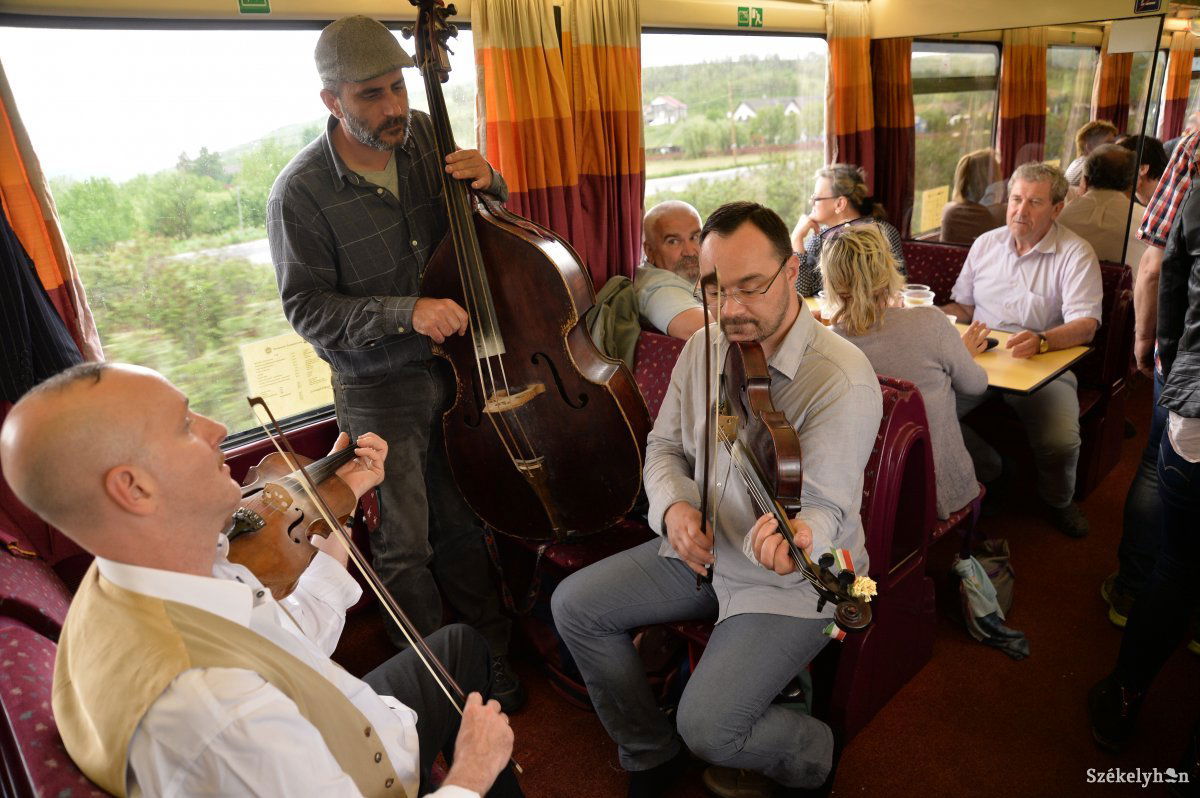 &bullet;  Fotó: Barabás Ákos