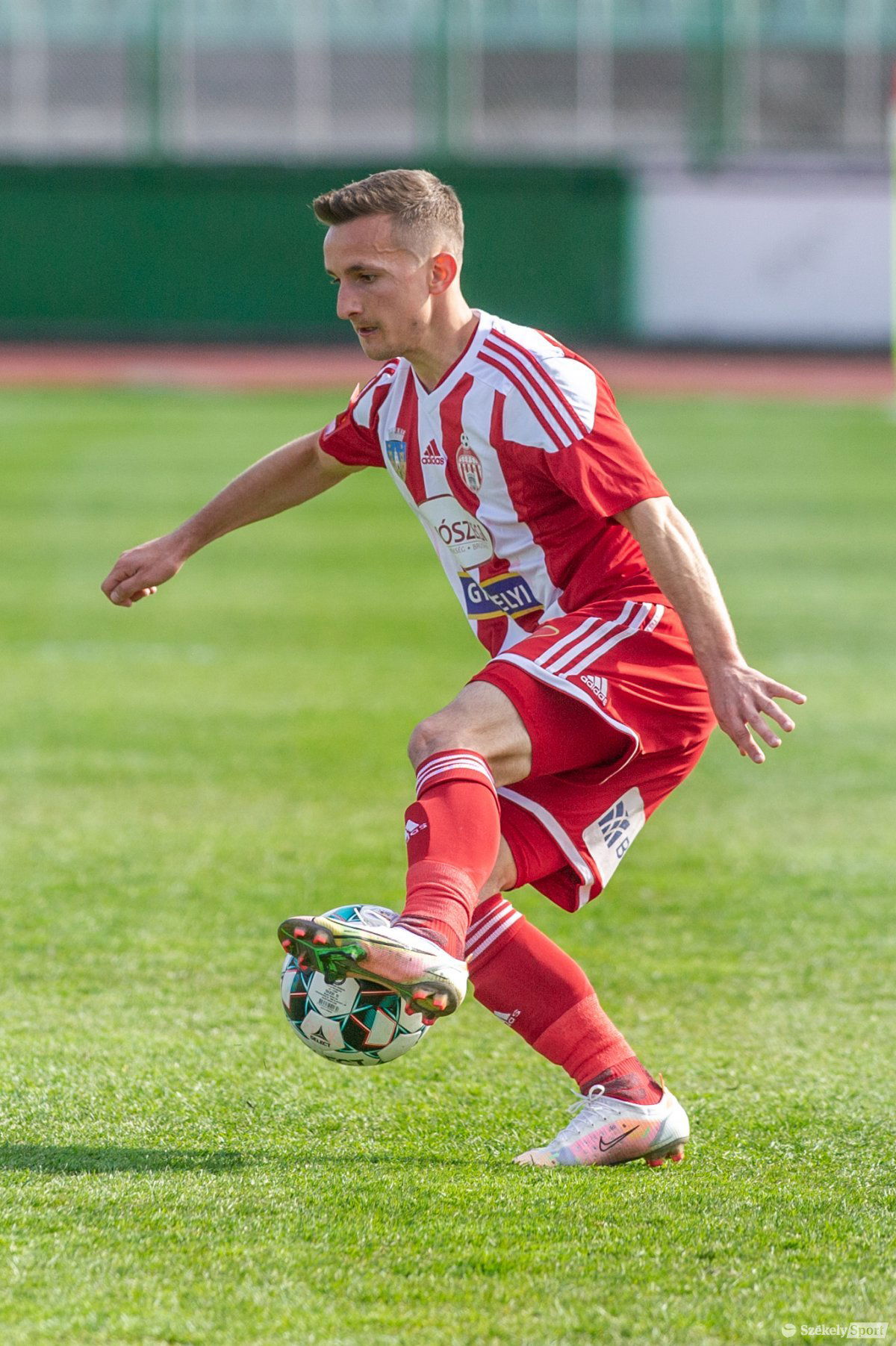 Marius Ștefănescu, a dél-romániai Caracal városában született 23 éves balszélső •  Fotó: Pinti Attila