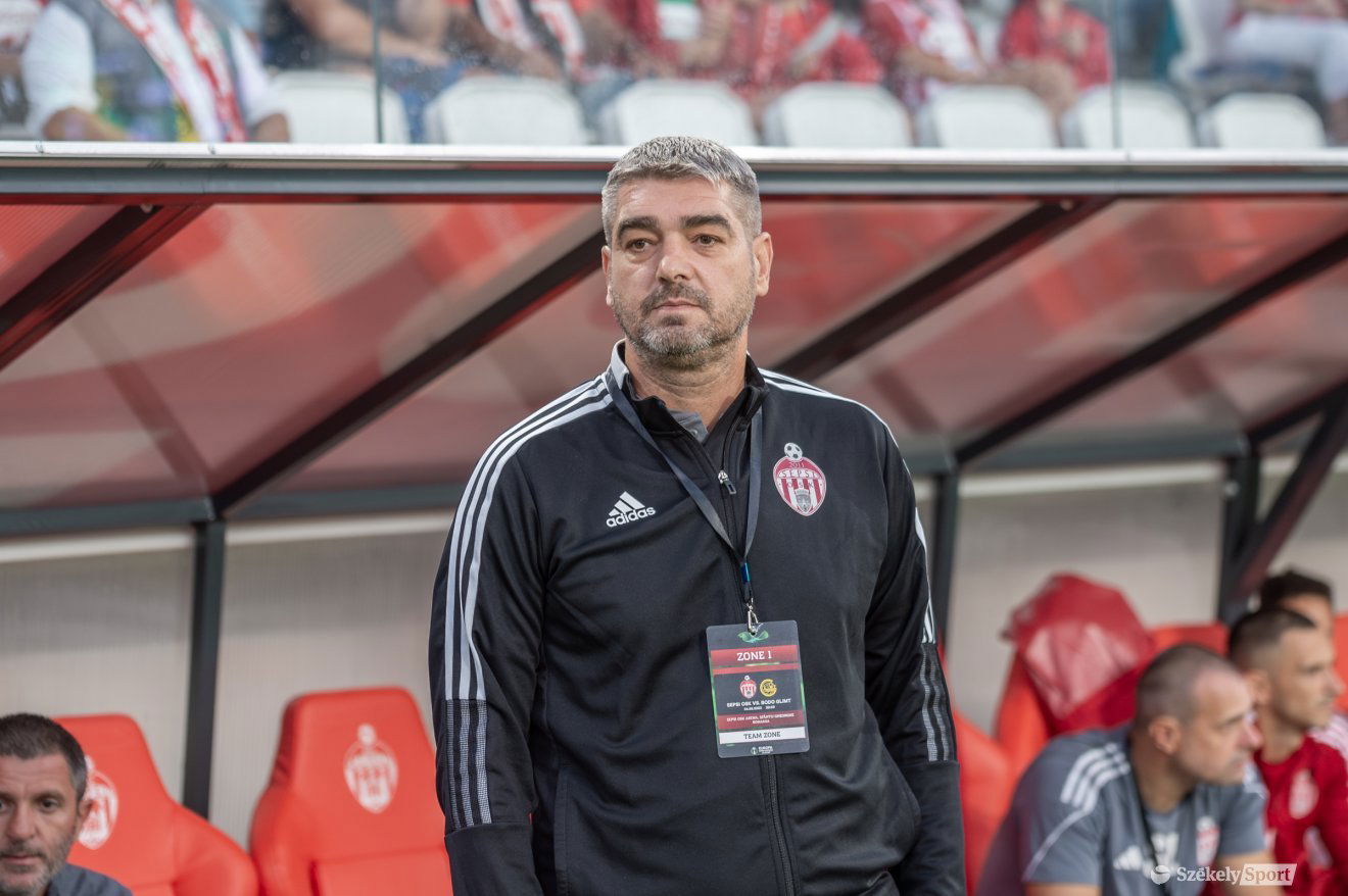 Liviu Ciobotariu továbbra is élvezi Diószegi bizalmát •  Fotó: Pinti Attila