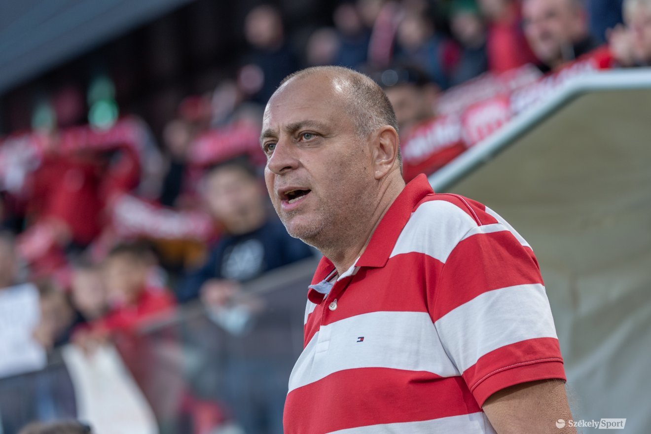 Diószegi László klubelnök szerint, amint kezd jó eredményeket elérni a Sepsi OSK, a fővárosi sportsajtó rögtön valami botrányt kelt •  Fotó: Pinti Attila