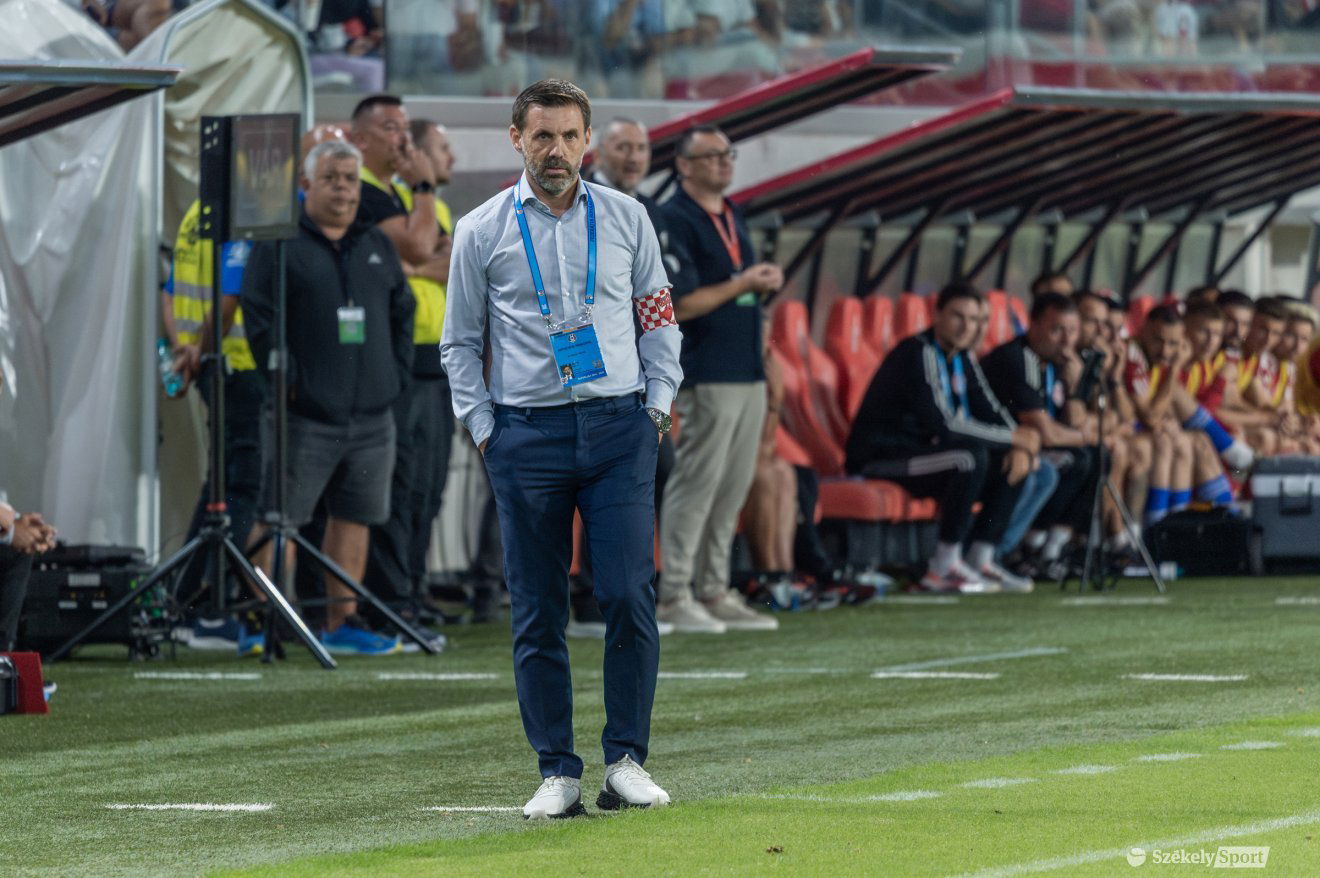Željko Kopić elismerően beszélt a háromszéki együttesről •  Fotó: Pinti Attila