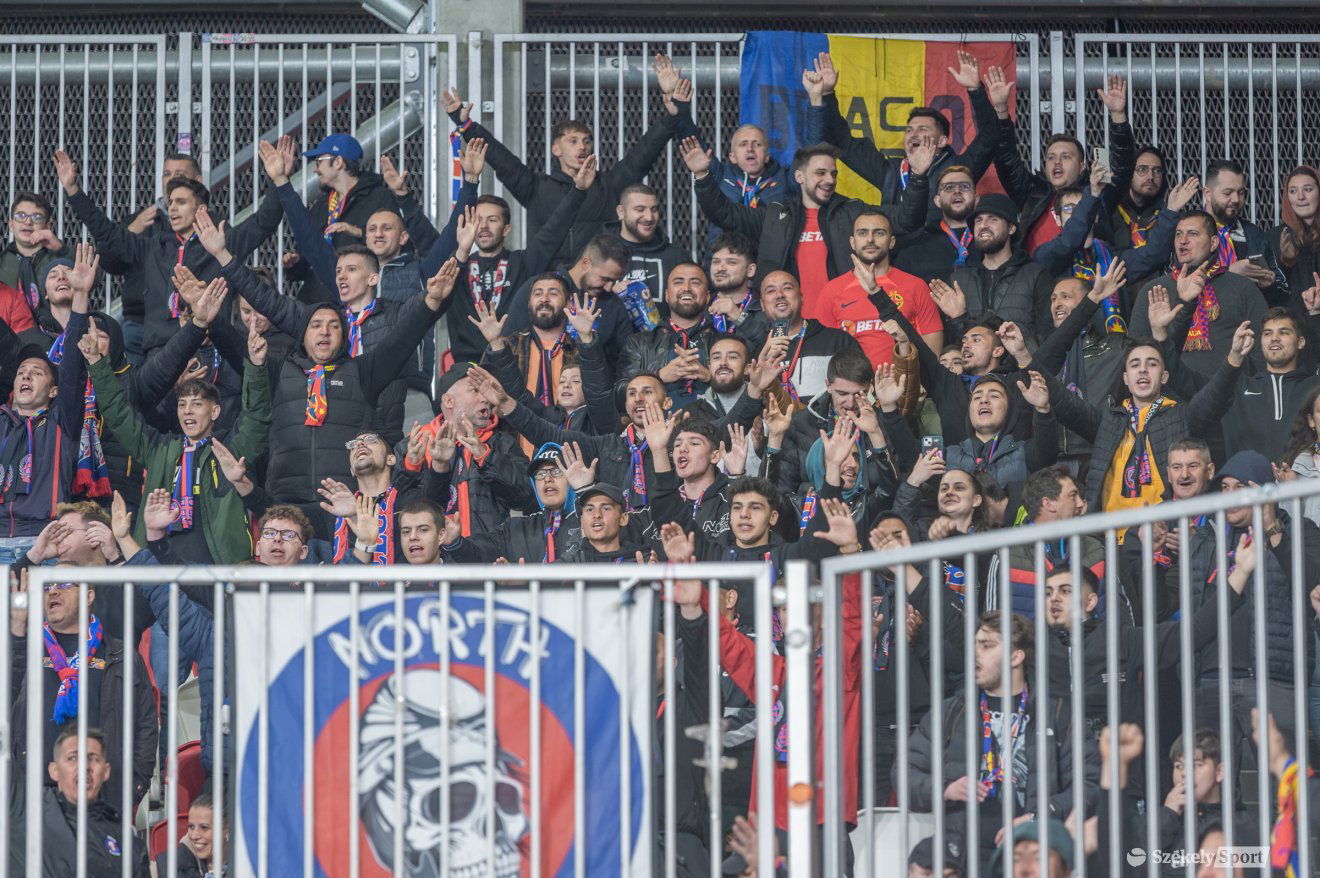 Ünnepelni jöttek, de egyelőre még nem lett bajnok a csapatuk •  Fotó: Pinti Attila