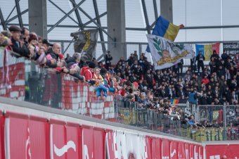 Volt videó, nincs videó: OSK-szurkolót ütlegeltek a kolozsvári ultrák