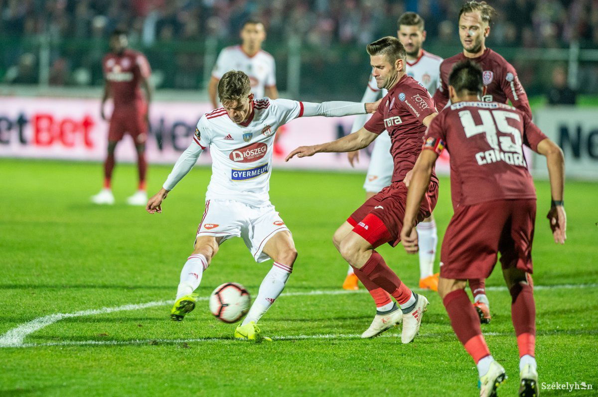 A kolozsvári vasutasokkal csapnak össze a háromszékiek. Archív •  Fotó: Barabás Ákos