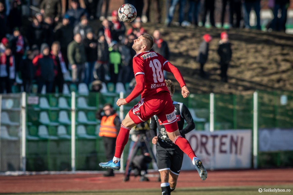 &bullet;  Fotó: Pinti Attila