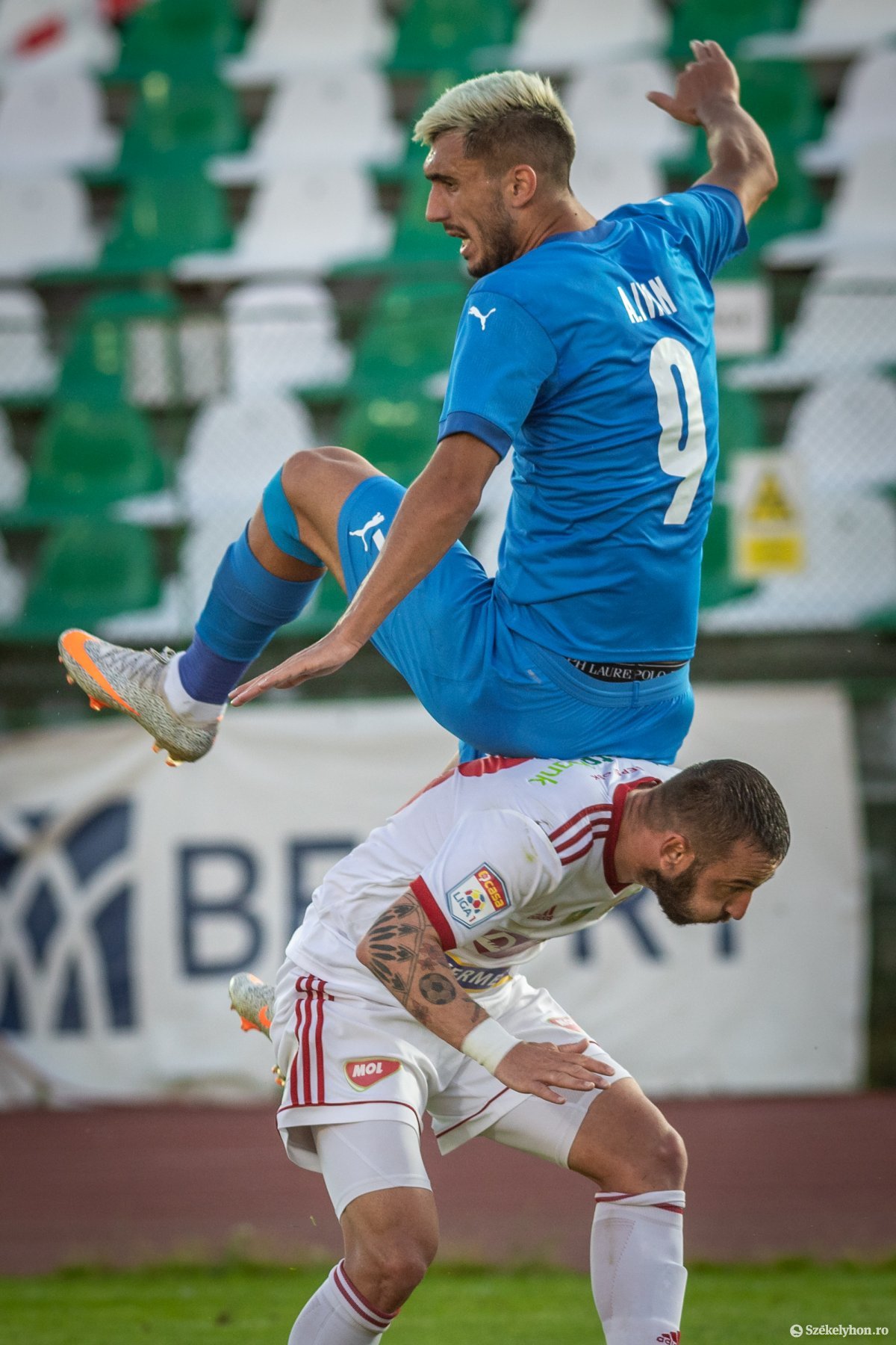 &bullet;  Fotó: Pinti Attila