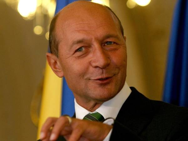 Băsescu ismét Románia elnöke