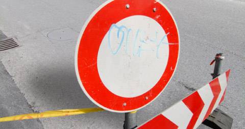 Brassóban téblábolnak, Gyulakután szenvednek