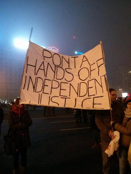 Kormányellenes tüntetés Bukarestben