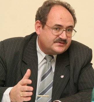 Tiltakozás a román lojalitás törvénye ellen