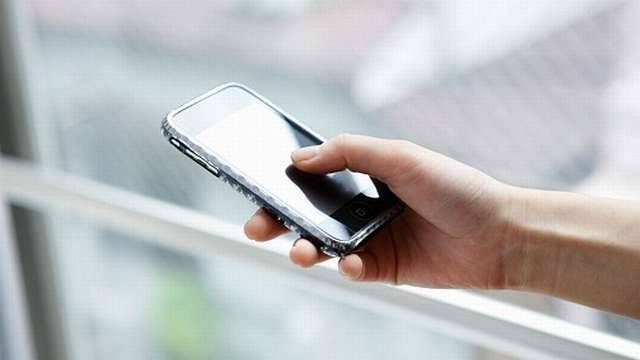 Maroktelefont lopott egy kiskorú