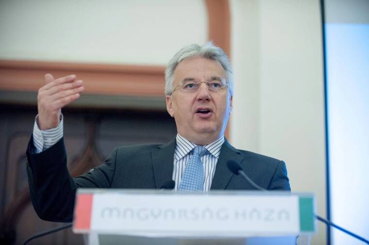 Semjén: az autonómia a kisebbségi jogok királynője