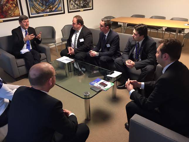 A demokráciadeficit számonkérését követeli a magyar küldöttség